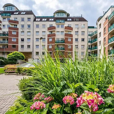 Διαμέρισμα Flat In A Calm Neighbourhood 2 *